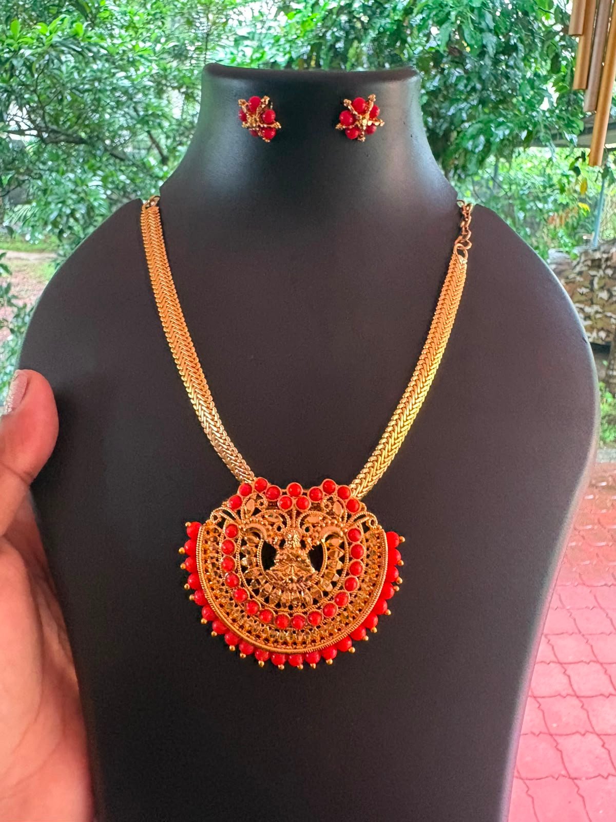 Traditional coral  Beads Necklace Set