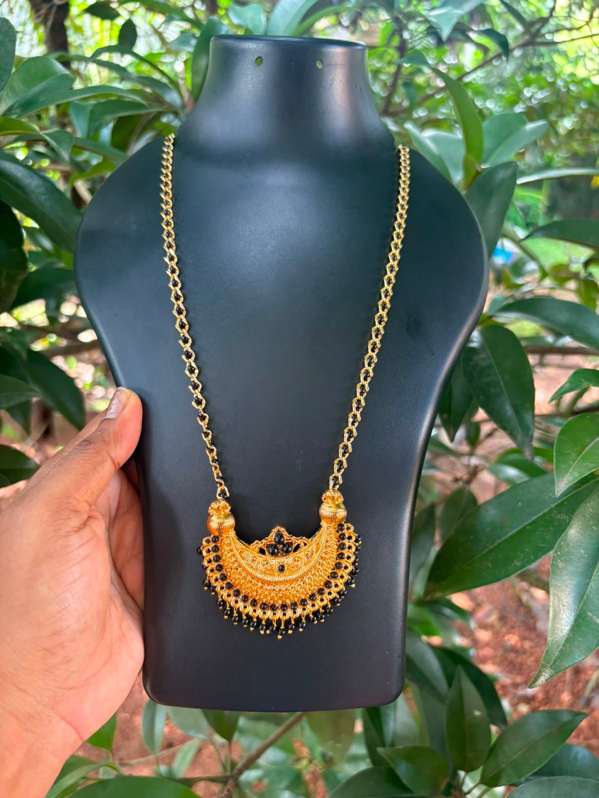 Black beads Chain with Matching Pendant – 32 Inch