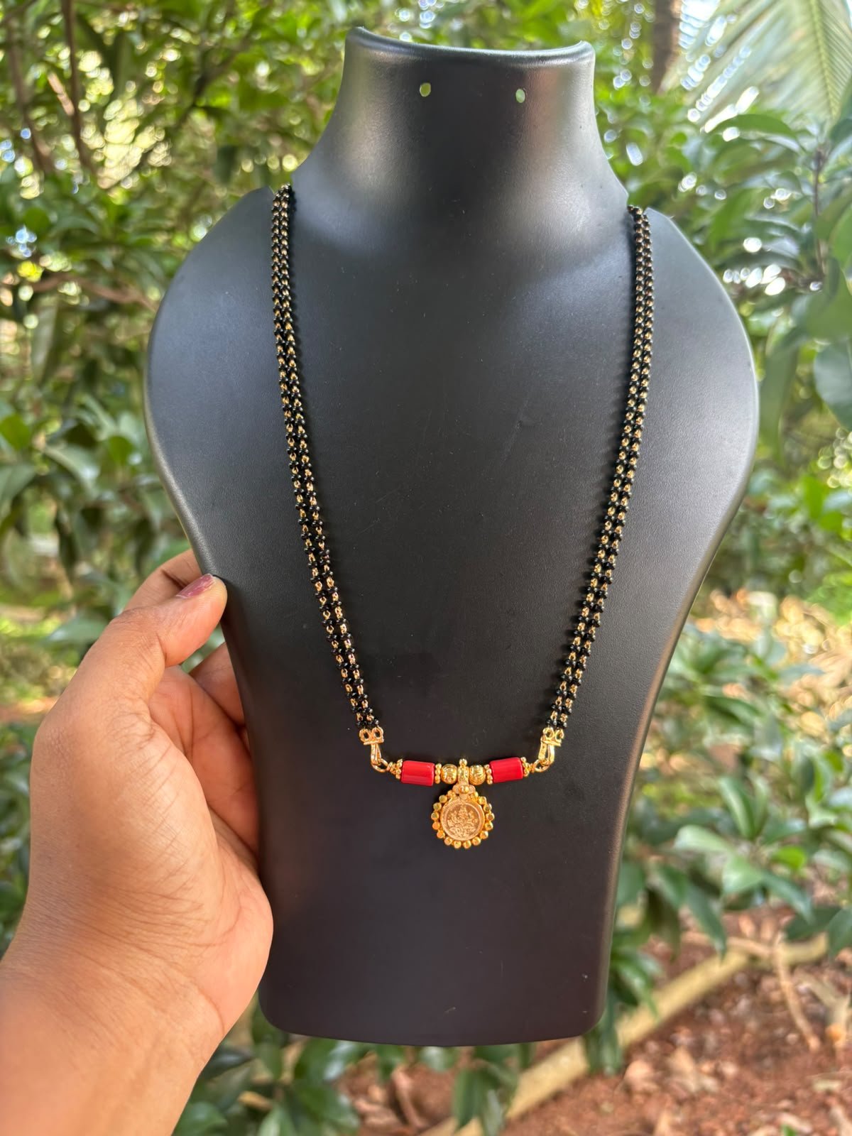 18 Inch Plain Karimani with Laxmi Thali | NK Boutique